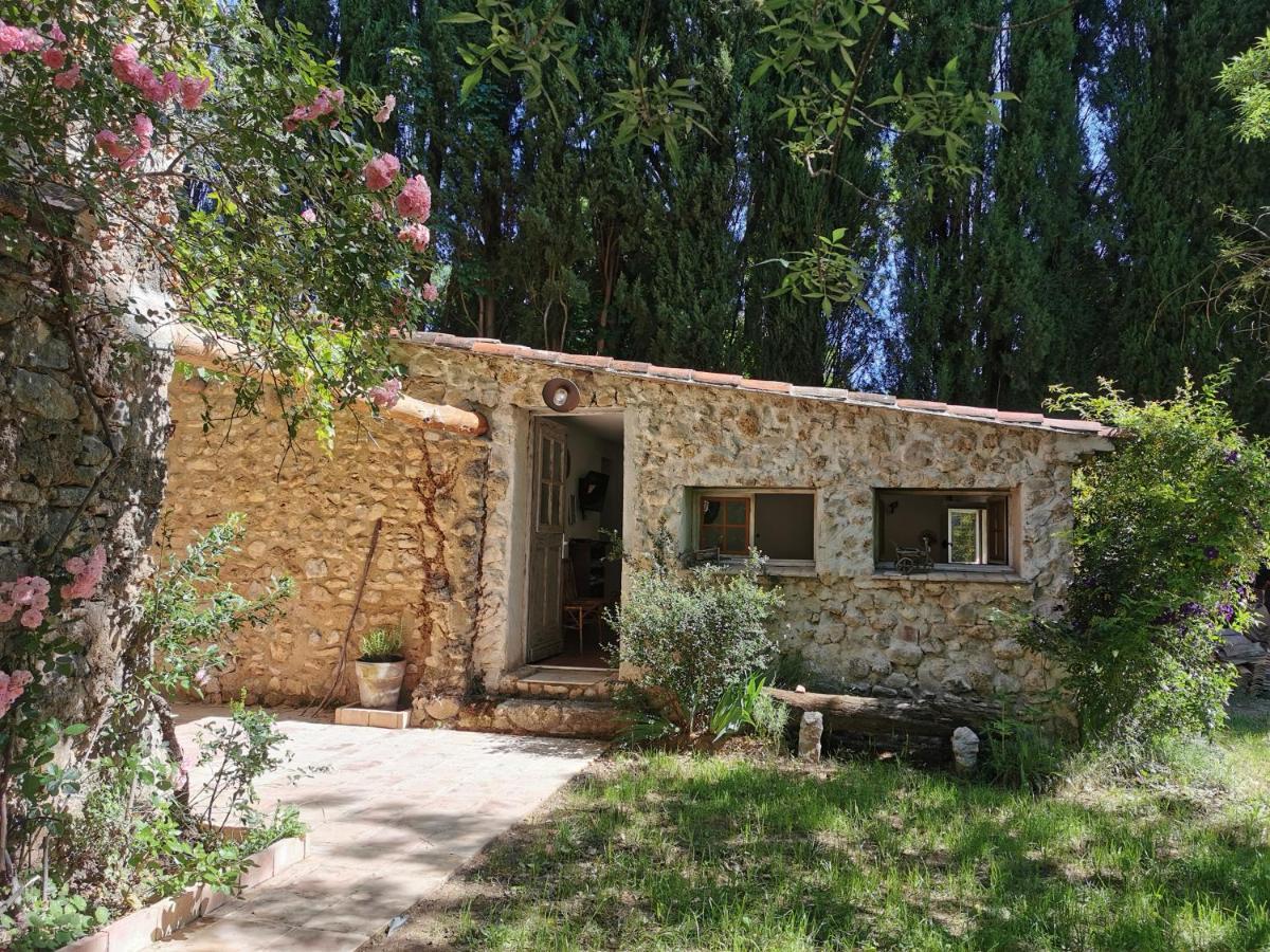 La Bastide Du Capelier - Chambres D'Hotes Avec Baignoire Balneotherapie - 3 Etoiles Salernes Bagian luar foto